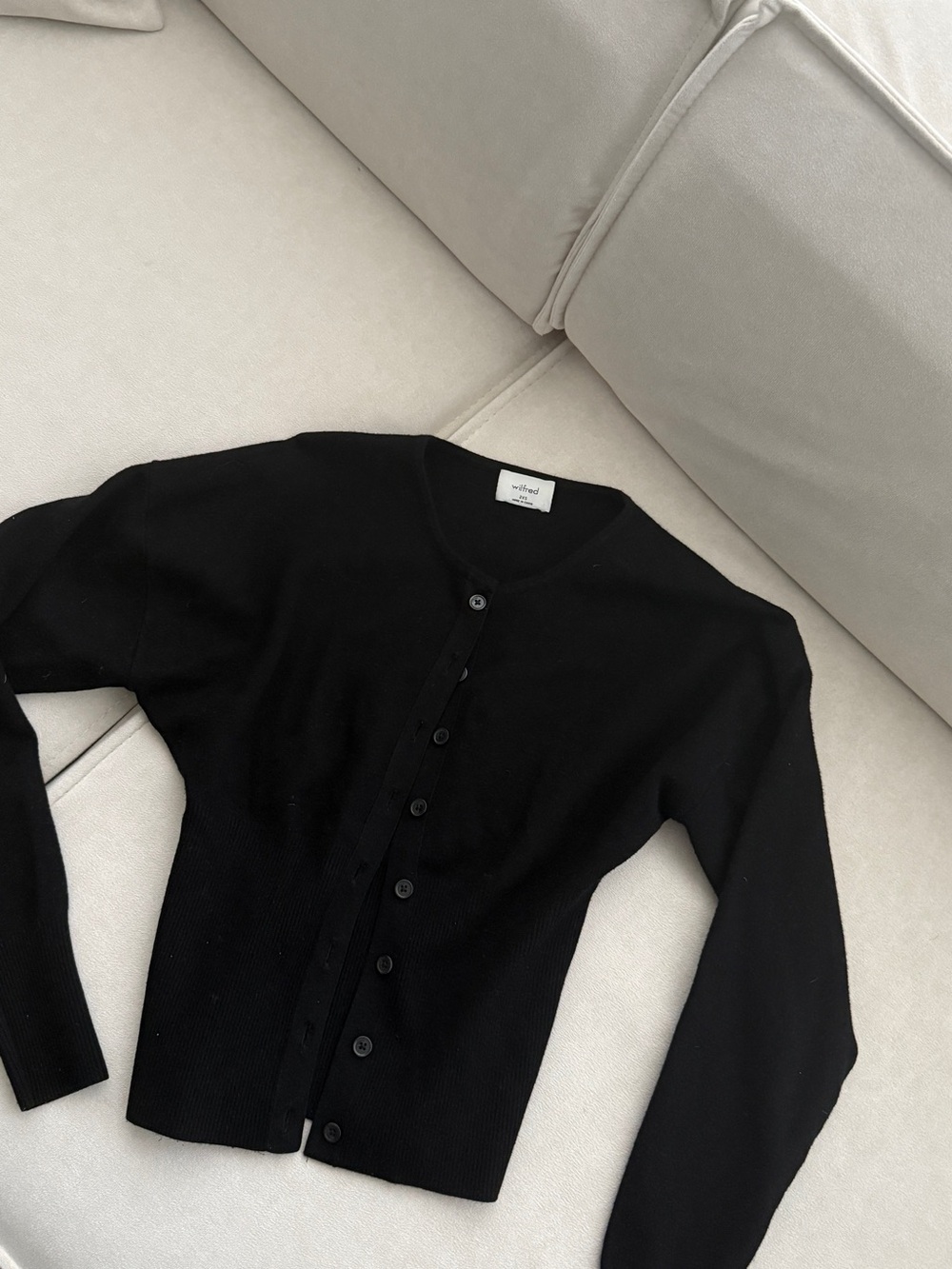 aritzia golightly cardigan - Picture 2 of 6